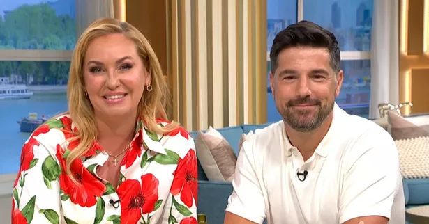 4tCraig Doyle left Josie Gibson red-faced on This Morning